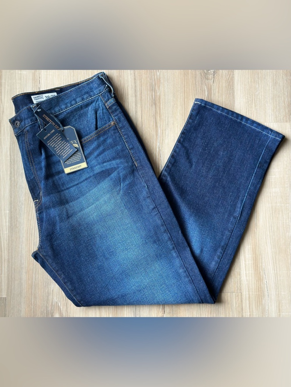 Daniel Cremieux Men's Straight Jeans in Dark Blue